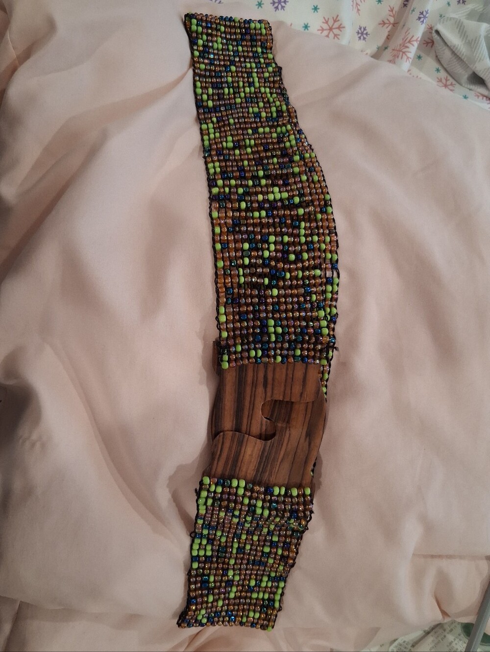 Beaded Stretch Belt with Wooden Buckle - Green Multicolor